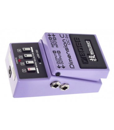 PEDAL DE CHORUS BOSS DIMENSION C DC-2W