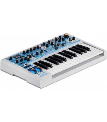 SINTETIZADOR NOVATION BASS STATION II SWIFTY EDITION