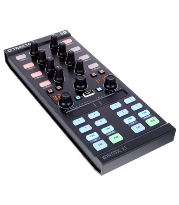 NATIVE INSTRUMENTS TRAKTOR KONTROLX1MKII