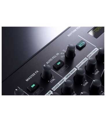 CAJA DE RITMOS ROLAND TR-8S