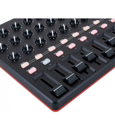 SUPERFICIE DE CONTROL AKAI MIDIMIX